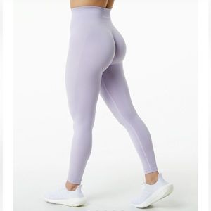 Alphalete Amplify Leggings, Misty Lilac, L